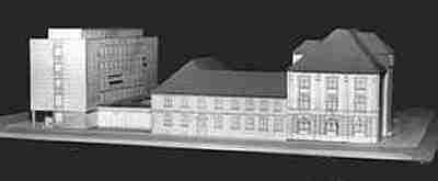  Modellansicht mit Zwischenbau